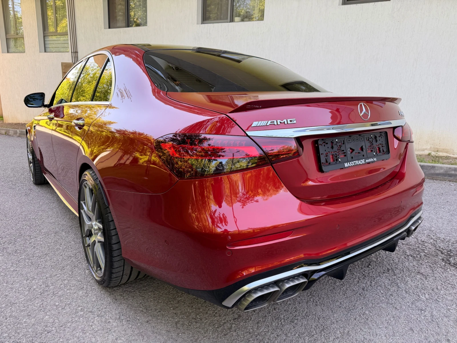 Mercedes-Benz E 63 AMG s / FACE / 4-MATIC+ , снимка 5 - Автомобили и джипове - 54672512