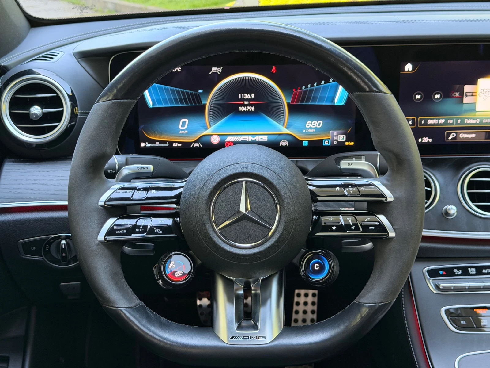 Mercedes-Benz E 63 AMG s / FACE / 4-MATIC+ , снимка 14 - Автомобили и джипове - 54672512