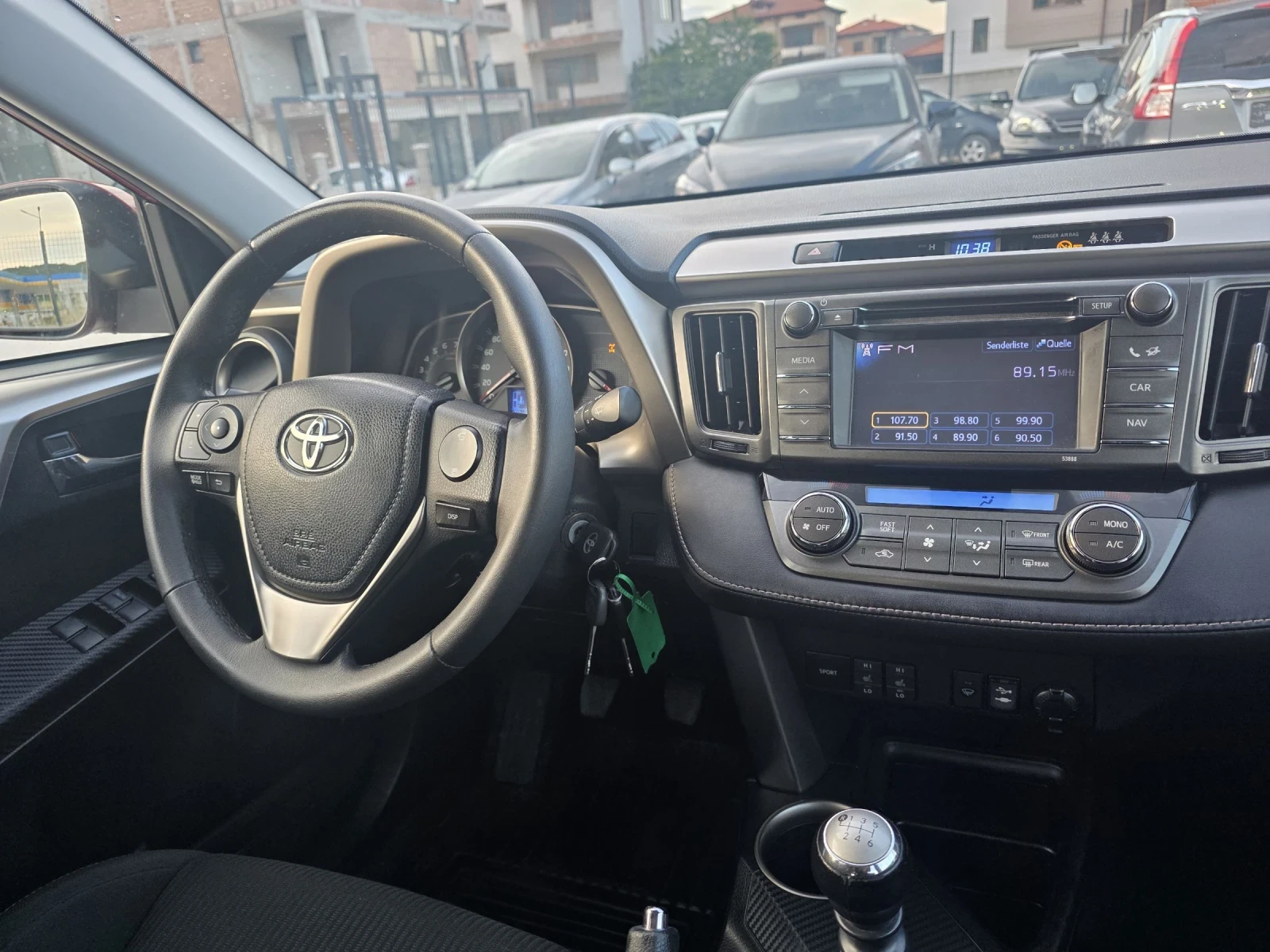 Toyota Avensis FULL SERVICE IN TOYOTA , снимка 16 - Автомобили и джипове - 54858392
