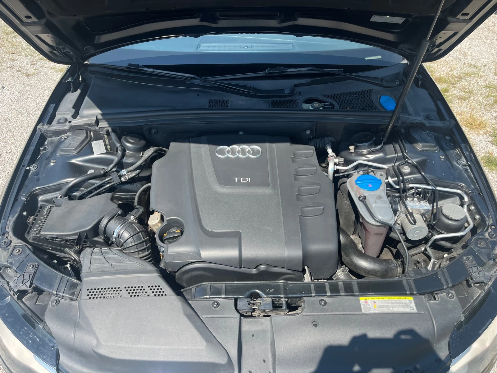 Audi A4 A4 B8 2.0TDI Avtomat, снимка 14 - Автомобили и джипове - 55788956