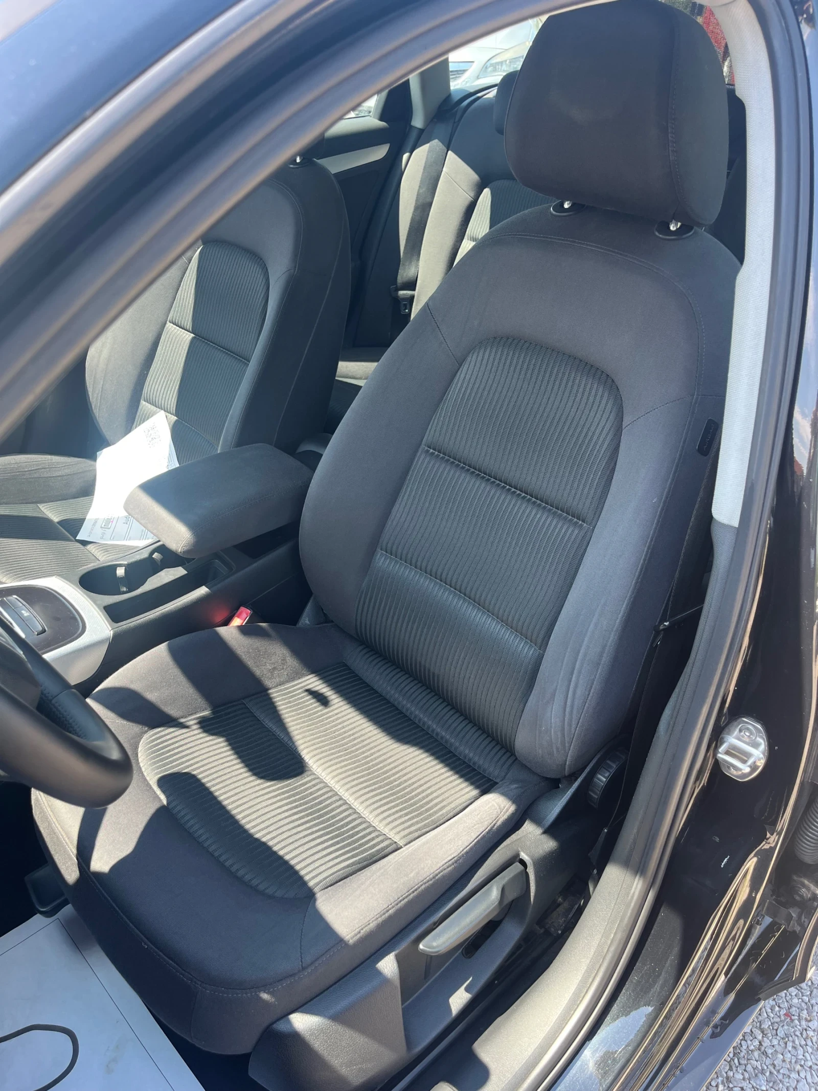 Audi A4 A4 B8 2.0TDI Avtomat, снимка 7 - Автомобили и джипове - 55788956