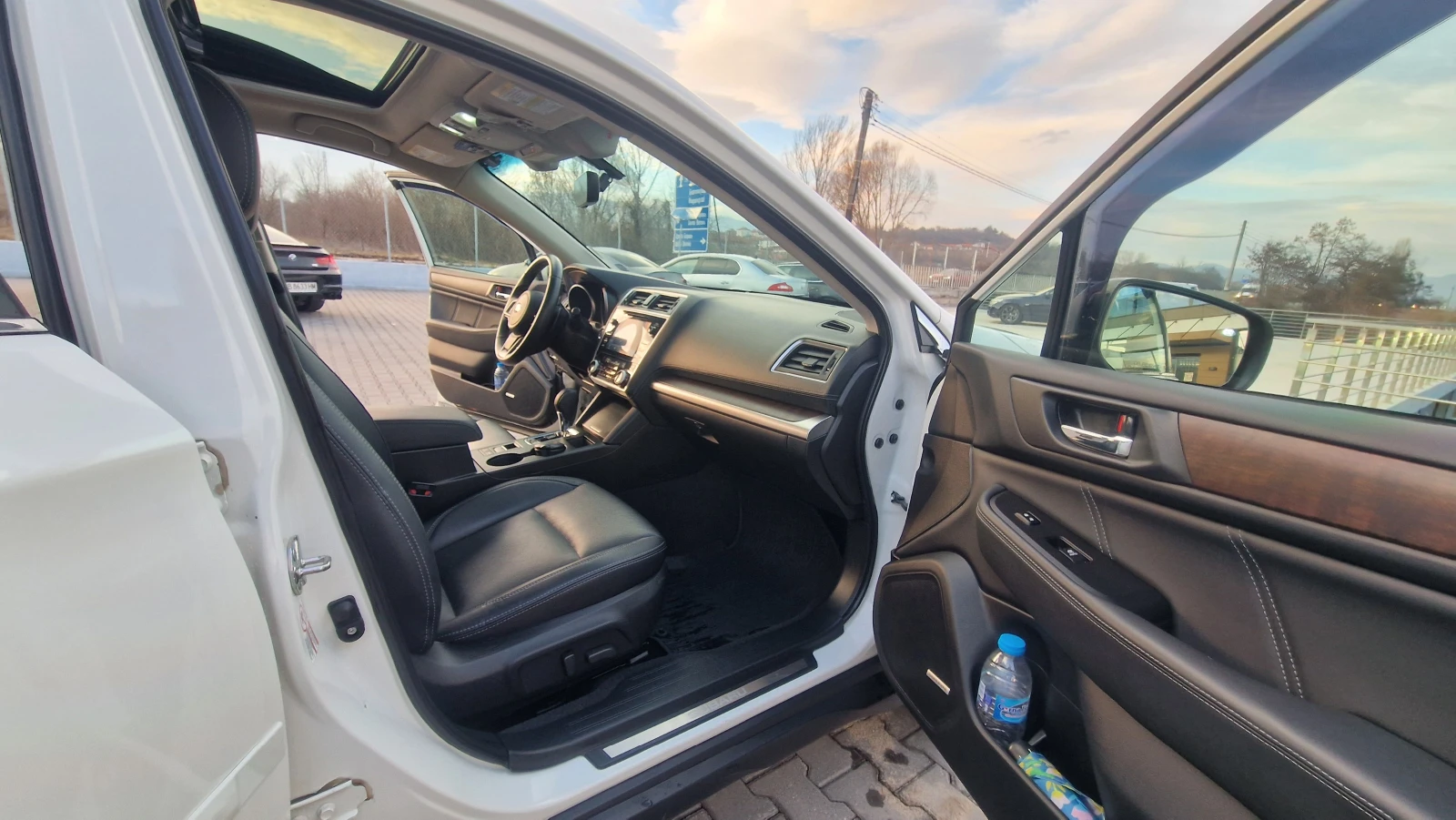 Subaru Outback ЛИЗИНГ, снимка 11 - Автомобили и джипове - 55950419
