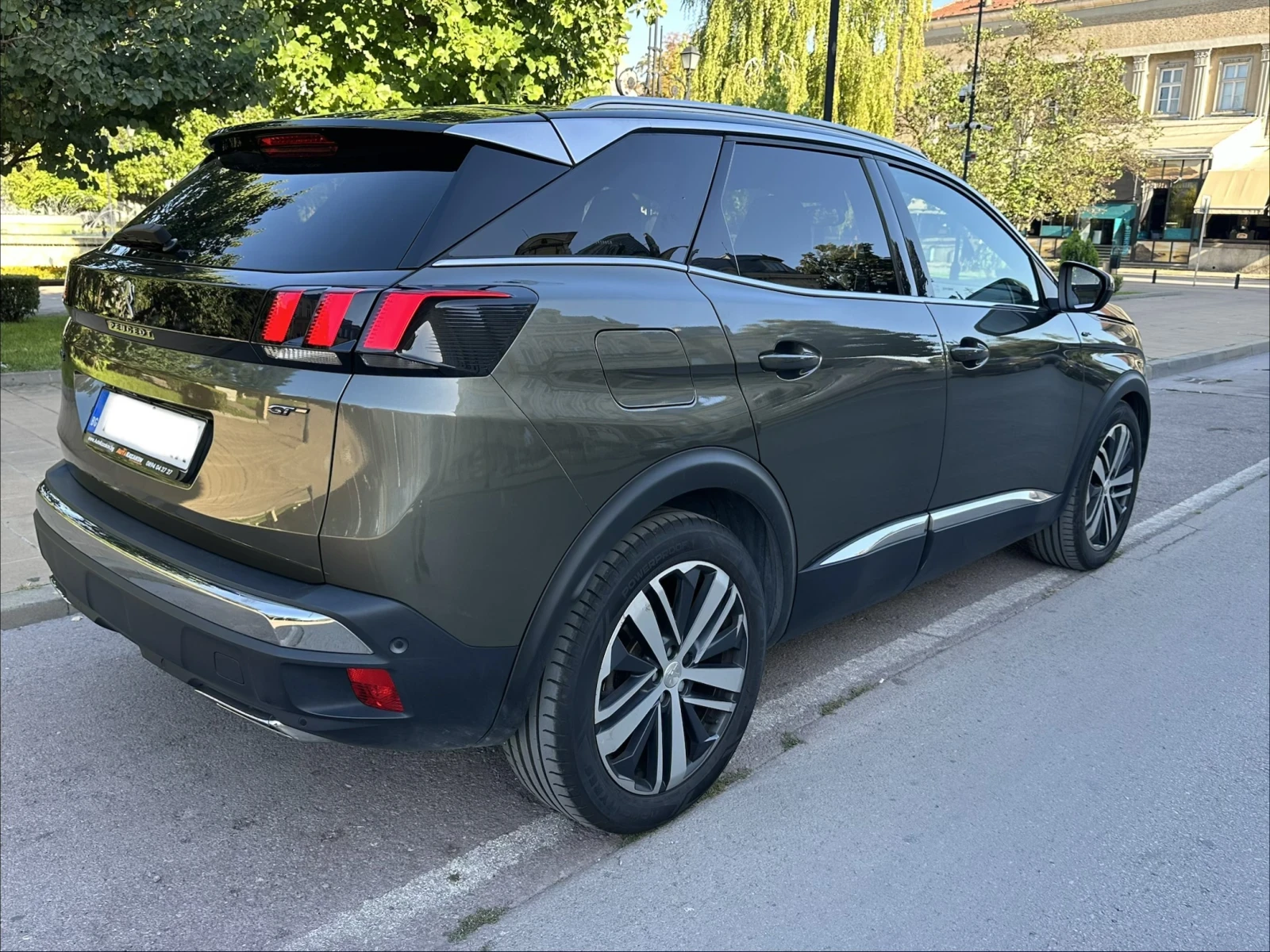 Peugeot 3008 GT 2.0 BlueHDi 181, EAT6, снимка 5 - Автомобили и джипове - 56040692