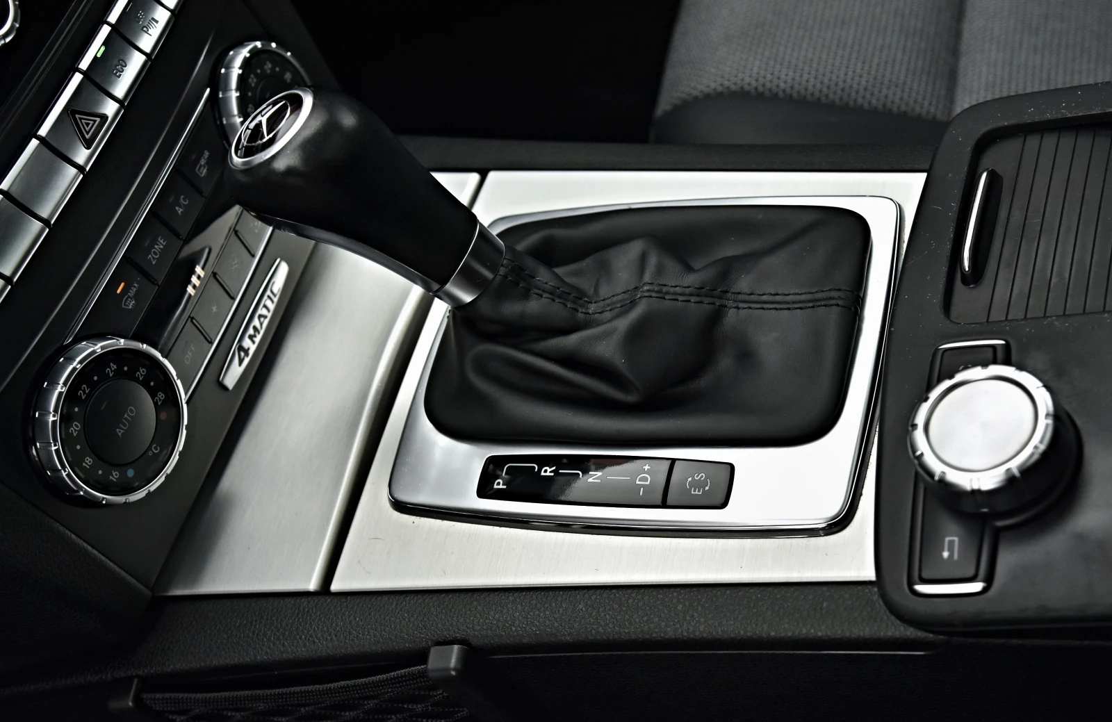 Mercedes-Benz C 250 C 250 //AMG-Pack //PANO//4 MATIK// | Mobile.bg � ����������� 9