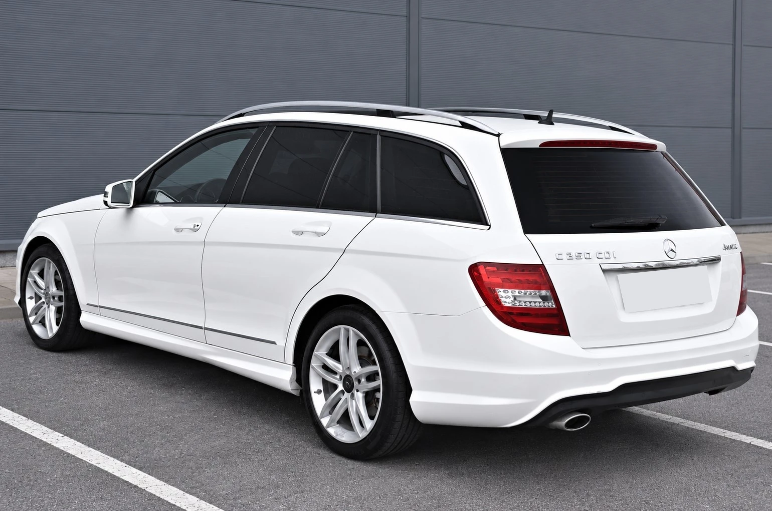 Mercedes-Benz C 250 C 250 //AMG-Pack //PANO//4 MATIK// | Mobile.bg � ����������� 5
