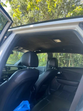 Kia Niro TOP BLACK FULL, снимка 13