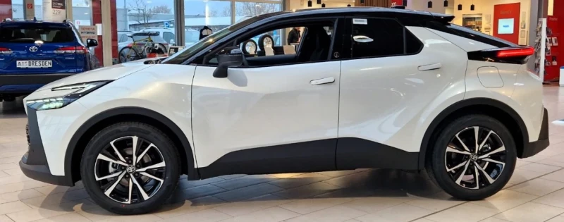 Toyota C-HR 2.0 Hybrid Team Deutschland 197к.с., снимка 2 - Автомобили и джипове - 47274040