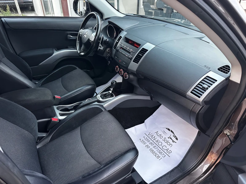 Mitsubishi Outlander 2.2 DiD 156к.с 4х4 Exclusive, снимка 9 - Автомобили и джипове - 52776019