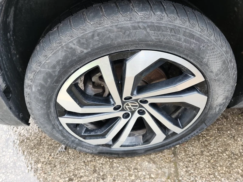 VW Atlas * HIGHLINE * CARFAX * ЦЕНА ДО БГ, снимка 5 - Автомобили и джипове - 52878311