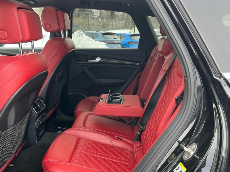 Audi SQ5 2018 TECHNIK QUATTRO * ДИСТРОНИК * 360 КАМЕРА * , снимка 10 - Автомобили и джипове - 53038172