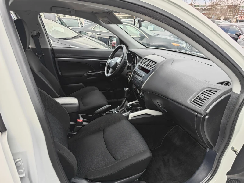 Mitsubishi ASX 1.6i-CH, снимка 10 - Автомобили и джипове - 53388747