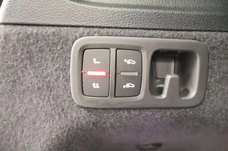 Audi Q7 50 TDI Quattro = S-line = 7 Seats Гаранция, снимка 14 - Автомобили и джипове - 53418639