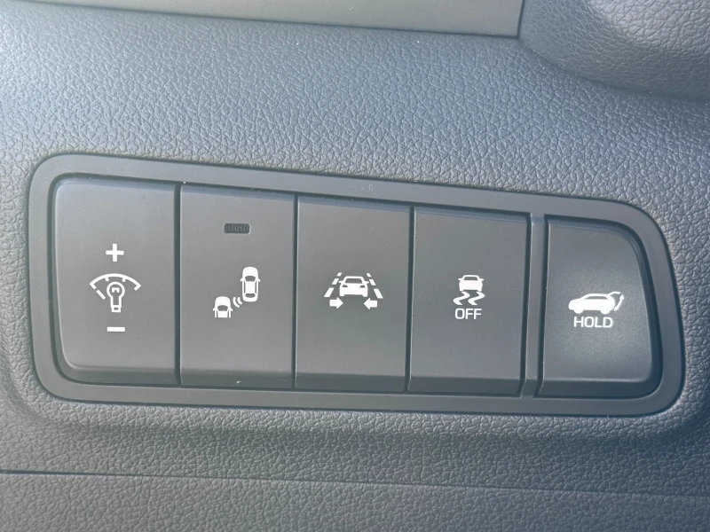 Hyundai Tucson 1.6 T-GDI / 4x4 / CAMERA / LANE ASSIST, снимка 16 - Автомобили и джипове - 53560345