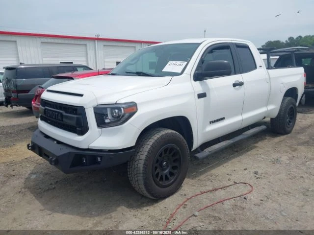 Toyota Tundra 2017* SR5* 5.7L V8*  - изображение 2