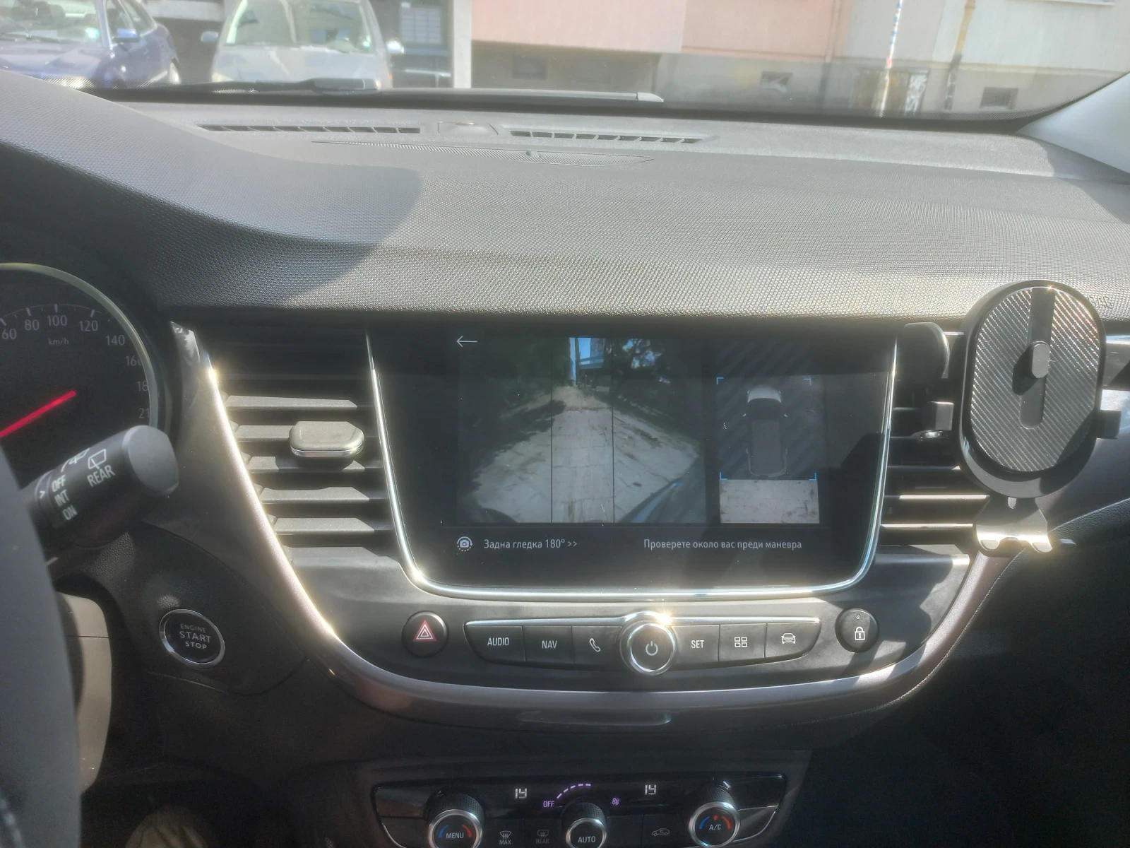 Opel Crossland X 1.2 - изображение 10