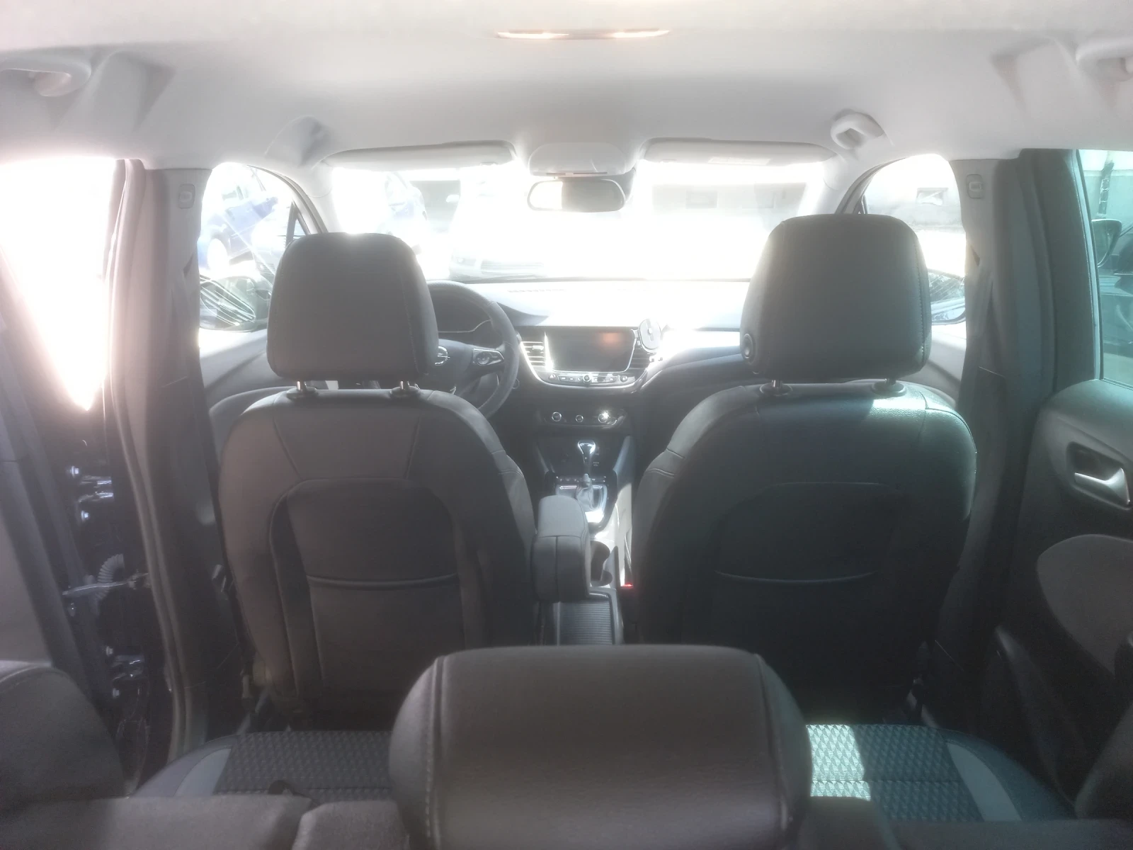 Opel Crossland X 1.2 - изображение 8