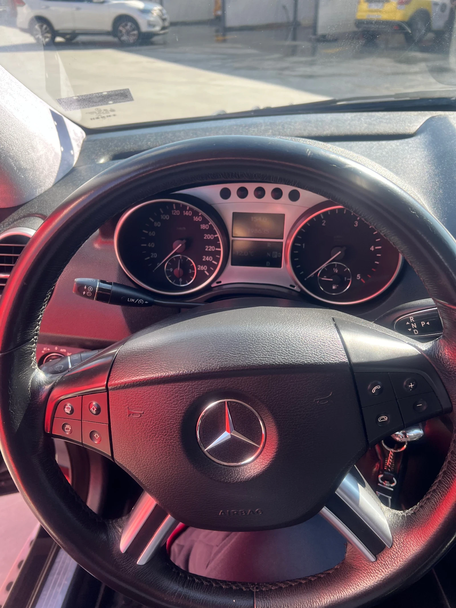 Mercedes-Benz ML 320  - изображение 9