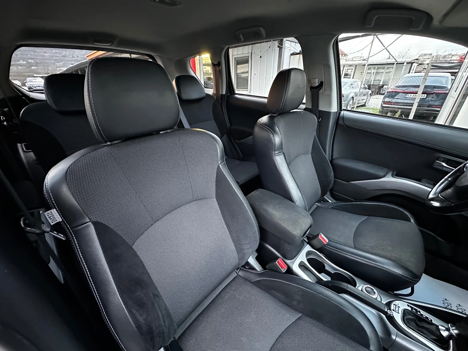 Mitsubishi Outlander 2.2 DiD 156к.с 4х4 Exclusive - изображение 10