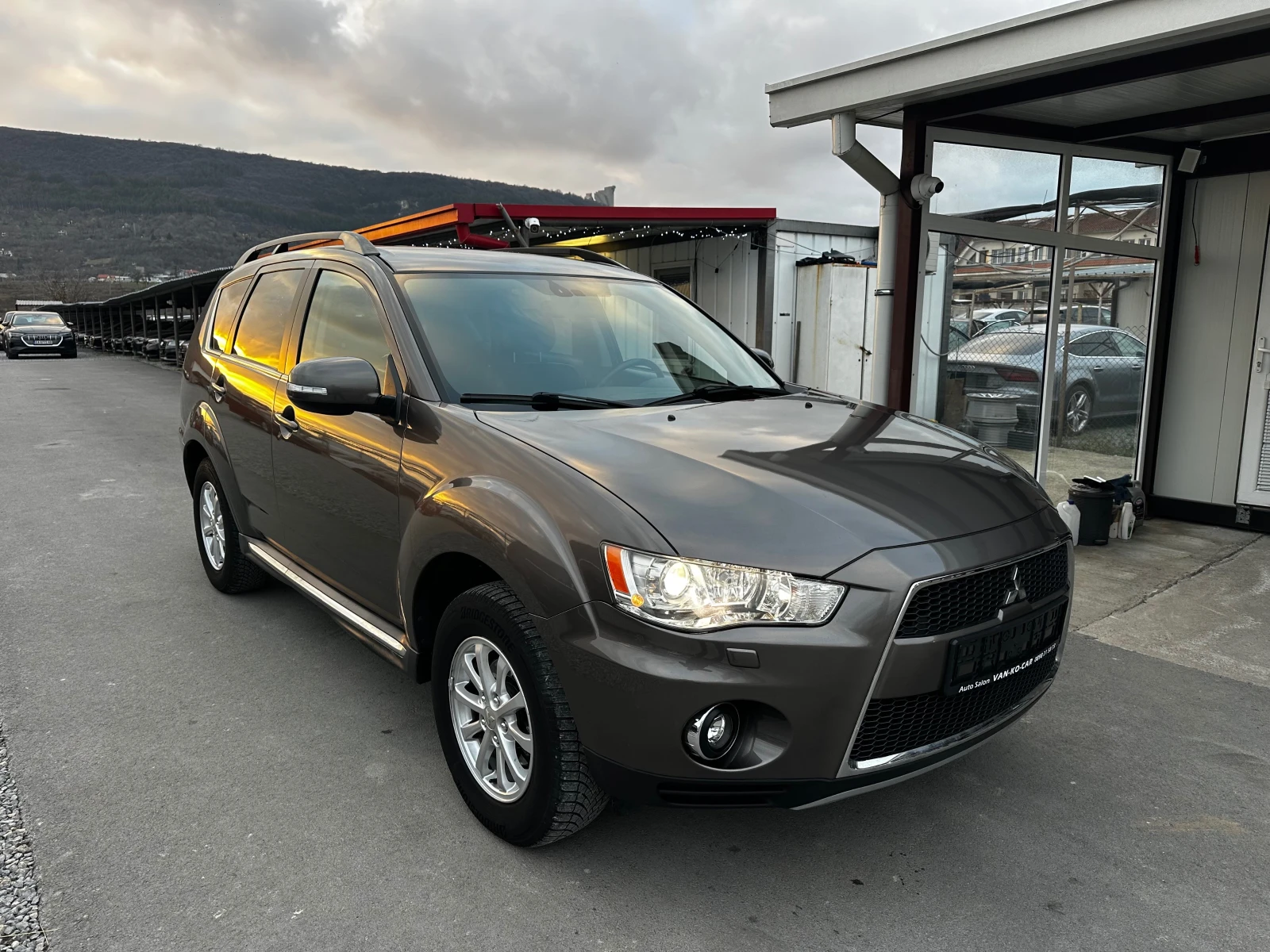 Mitsubishi Outlander 2.2 DiD 156�.� 4�4 Exclusive | Mobile.bg � ����������� 1