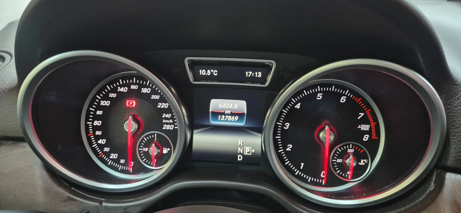 Mercedes-Benz GLE 400 ЧИСТ CARFAX, снимка 17 - Автомобили и джипове - 53787051