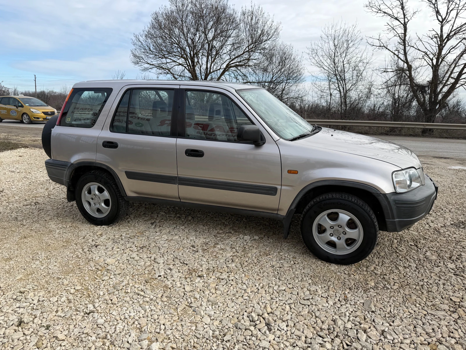 Honda Cr-v 2.0i/128p.s-Klima/Panorama/4x4!!!, снимка 8 - Автомобили и джипове - 53788568