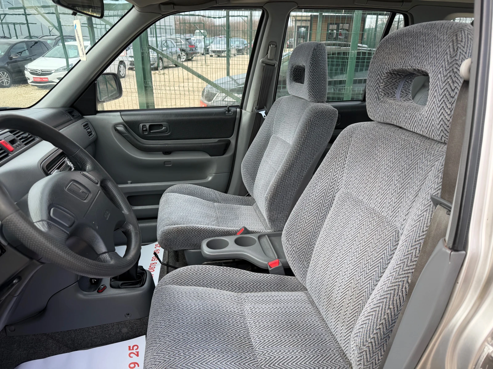 Honda Cr-v 2.0i/128p.s-Klima/Panorama/4x4!!!, снимка 10 - Автомобили и джипове - 53788568