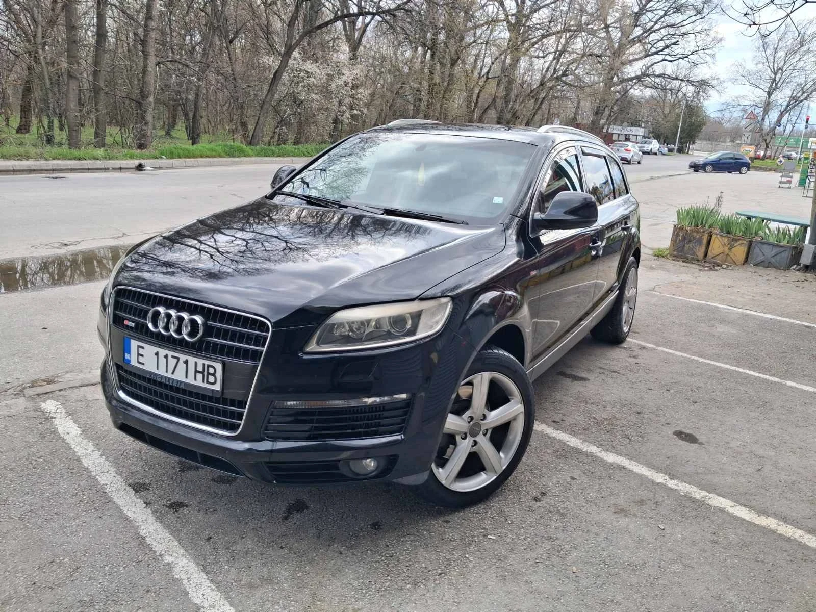 Audi Q7 S line