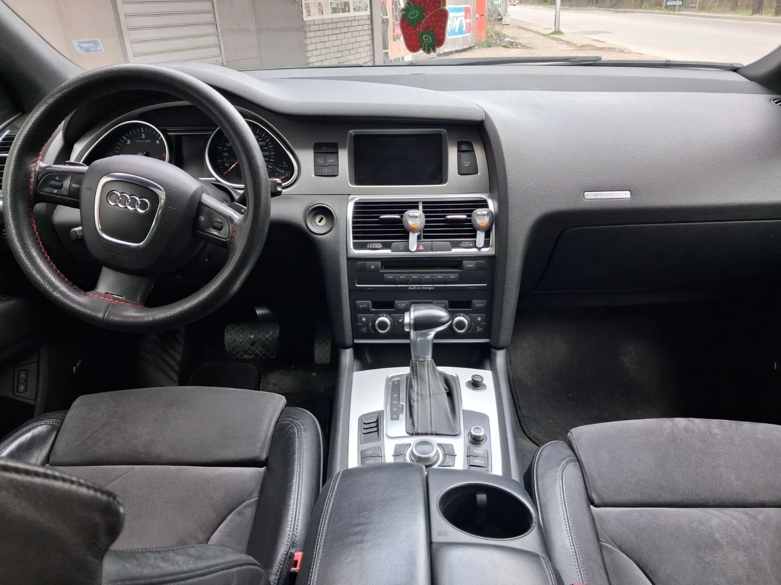 Audi Q7 S line, снимка 9 - Автомобили и джипове - 53992591