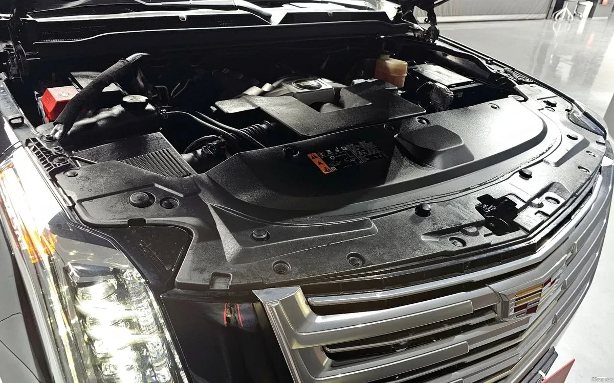 Cadillac Escalade 6.2 * CAPTAIN SEATS * ПОДГР/ОБДУХ * 360 * HEADS UP, снимка 5 - Автомобили и джипове - 54724999