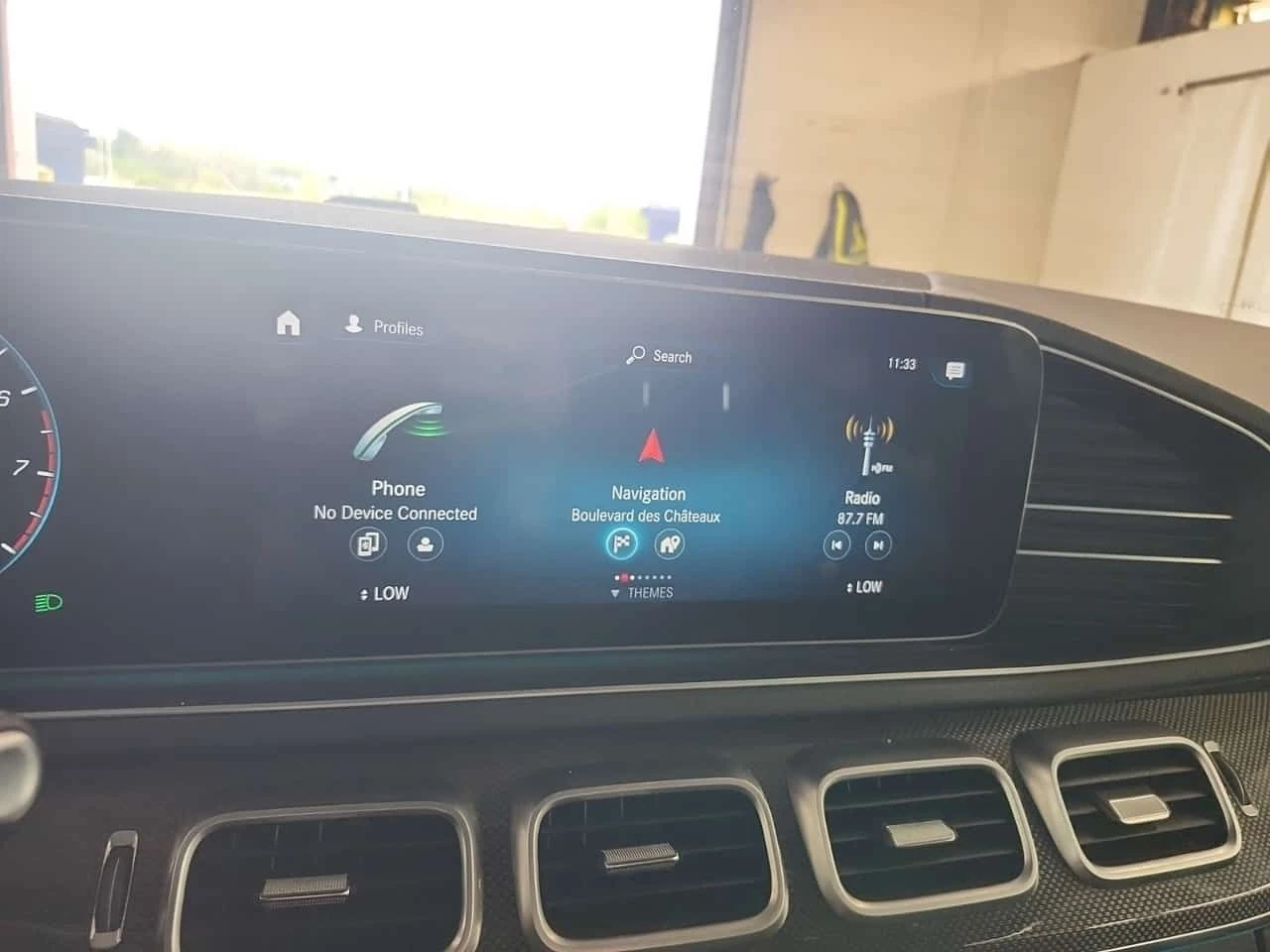 Mercedes-Benz GLE 450 AMG HEAD-UP * ПОДГРЕВИ * BURMESTER * PANO * CARFAX, снимка 11 - Автомобили и джипове - 54794362