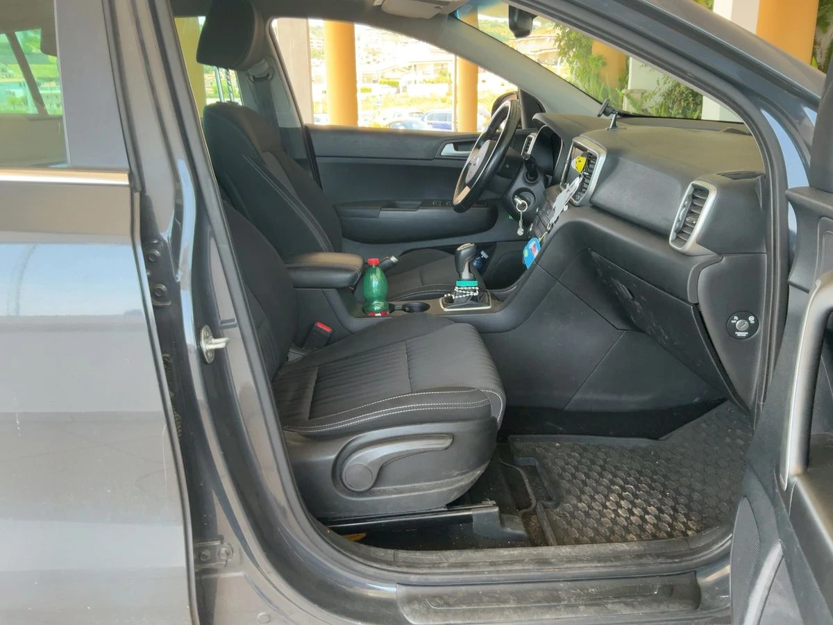 Kia Sportage 1.6 LPG Business Class, снимка 7 - Автомобили и джипове - 55090225