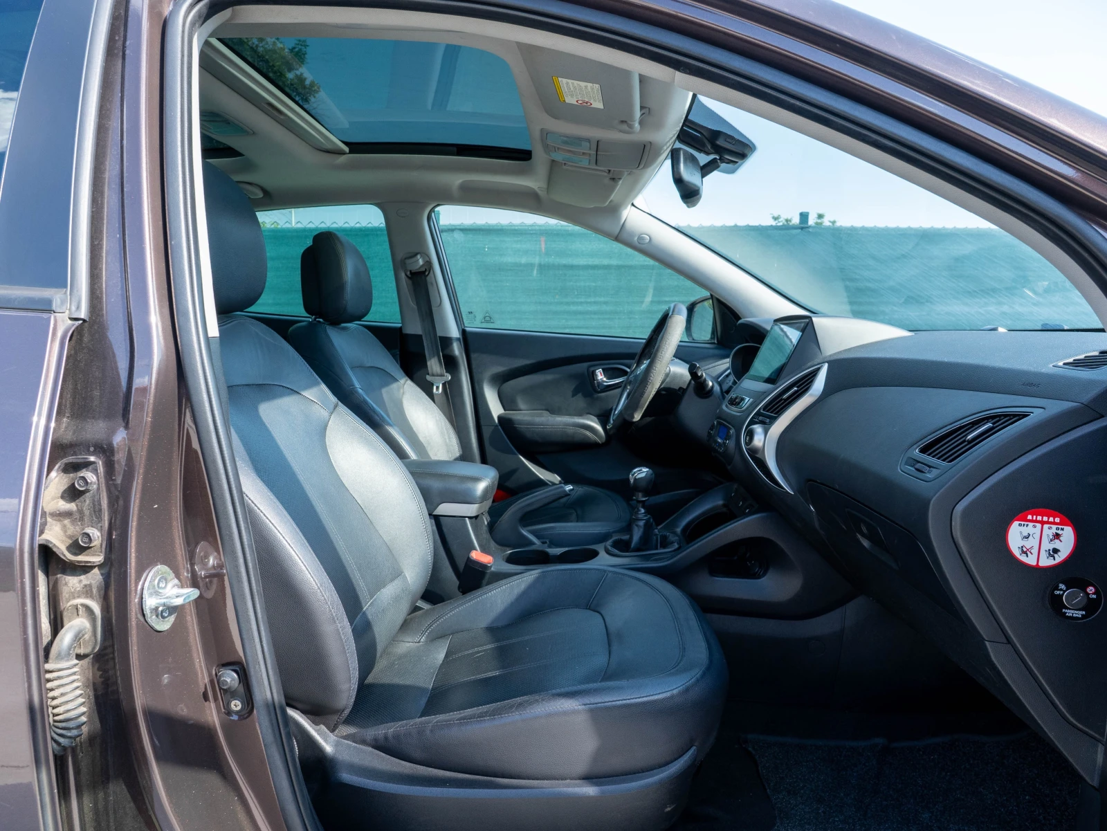 Hyundai IX35 Кожа Панорама Android Auto , снимка 11 - Автомобили и джипове - 55166700