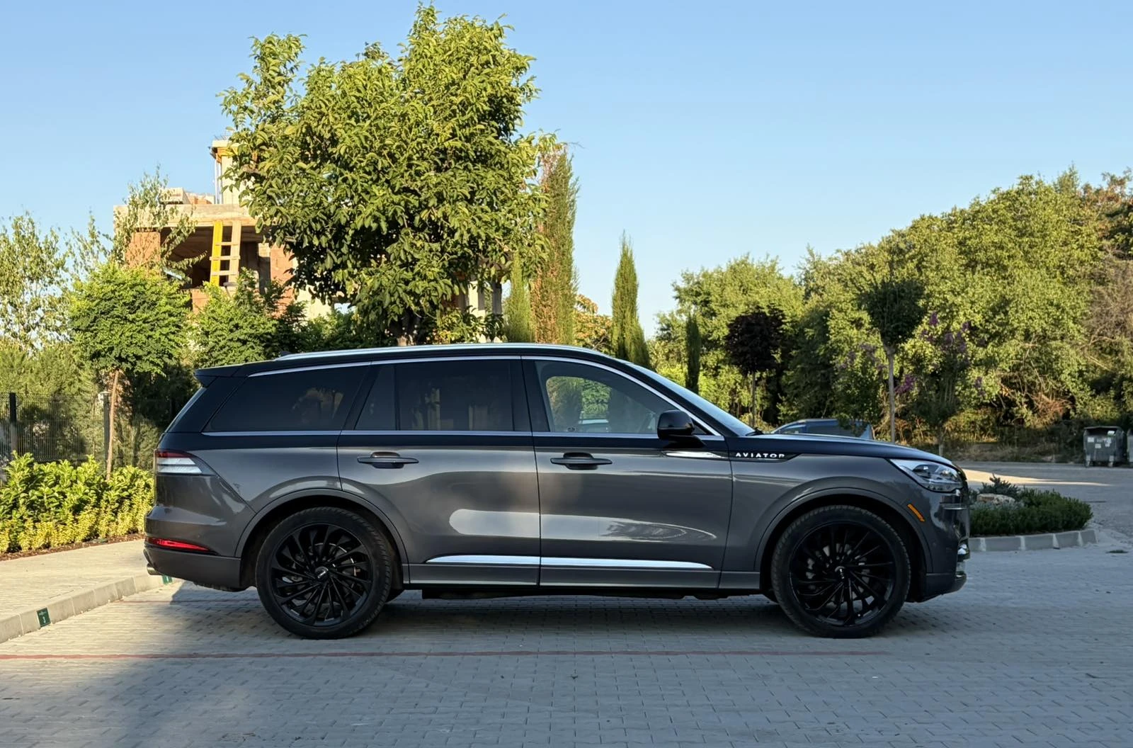 Lincoln Aviator Reserve, снимка 3 - Автомобили и джипове - 55492855
