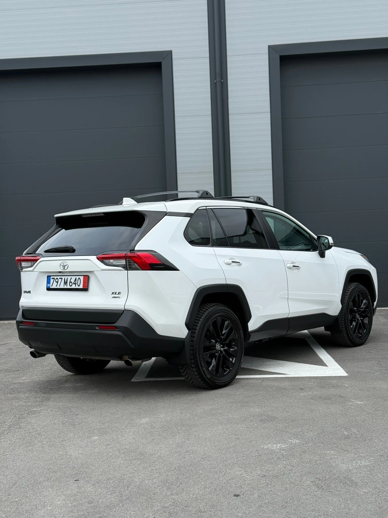 Toyota Rav4 2.5I* AWD, снимка 5 - Автомобили и джипове - 56112515