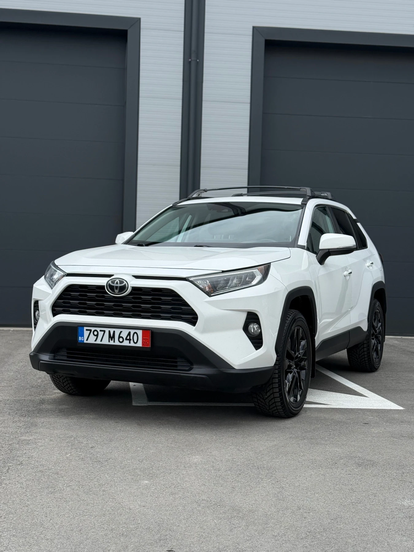Toyota Rav4 2.5I* AWD, снимка 3 - Автомобили и джипове - 56112515