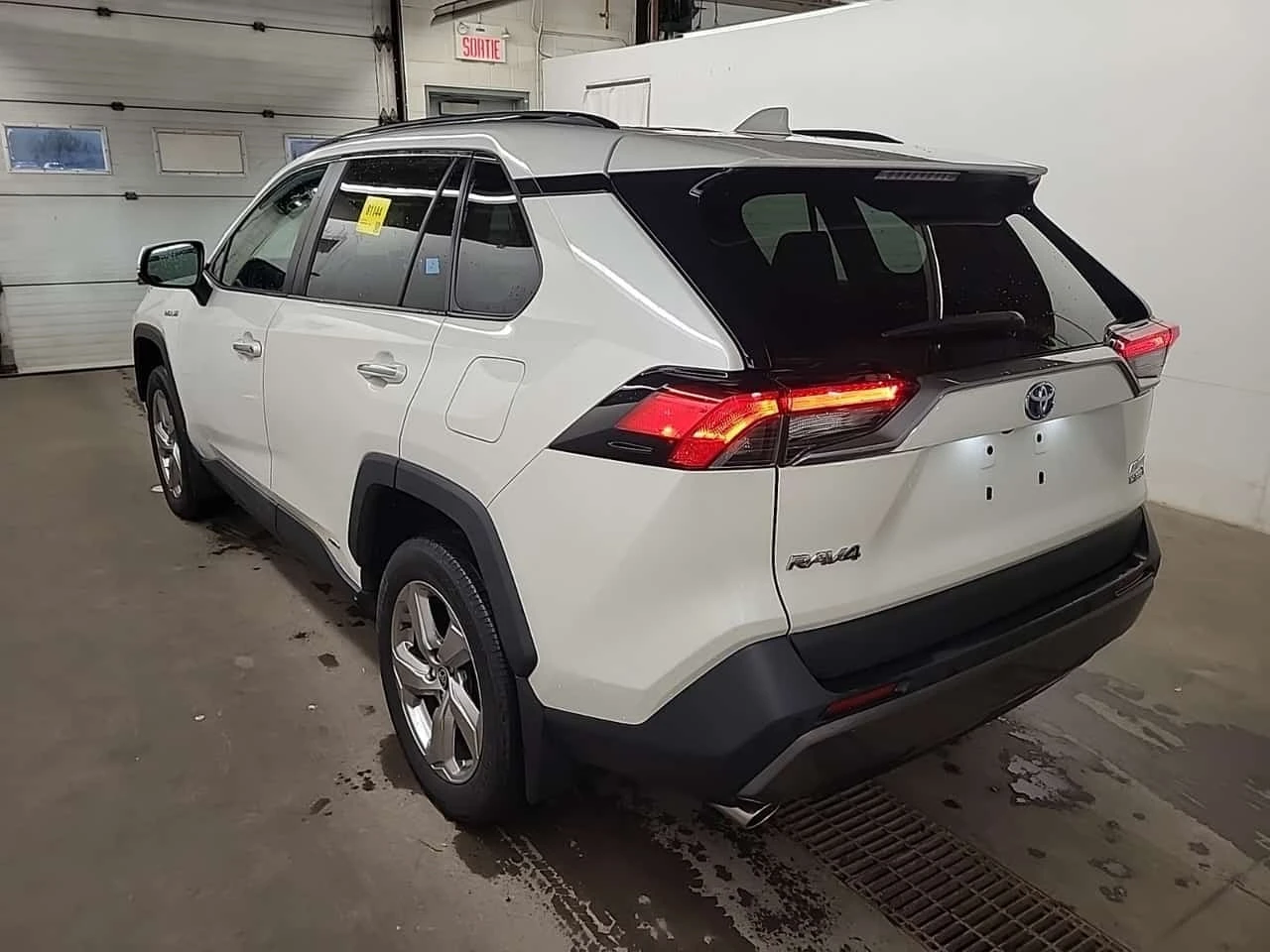 Toyota Rav4 * HYBRID LIMITED * CARFAX *  | Mobile.bg � ����������� 4