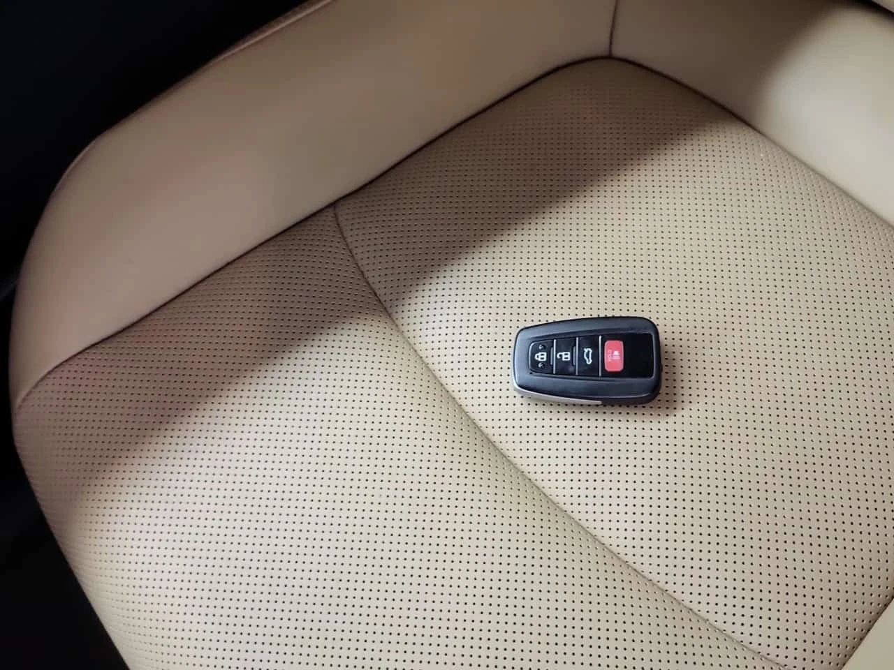 Toyota Rav4 * HYBRID LIMITED * CARFAX *  | Mobile.bg � ����������� 8
