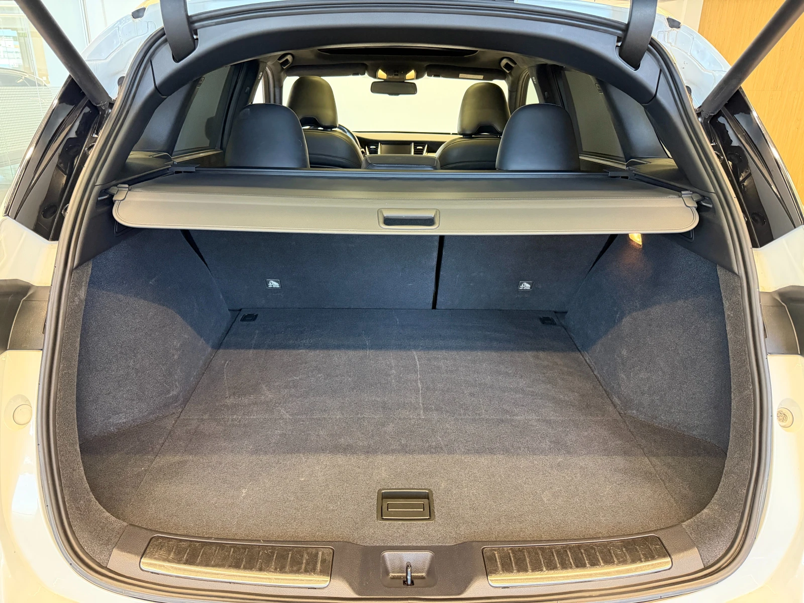 Infiniti QX50 SENSORY, снимка 15 - Автомобили и джипове - 56623576