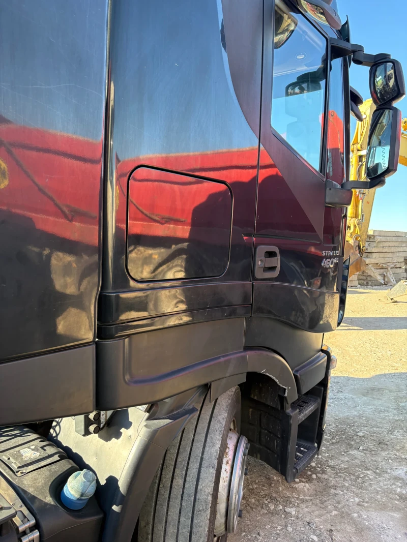Iveco Stralis, снимка 4 - Камиони - 52929259