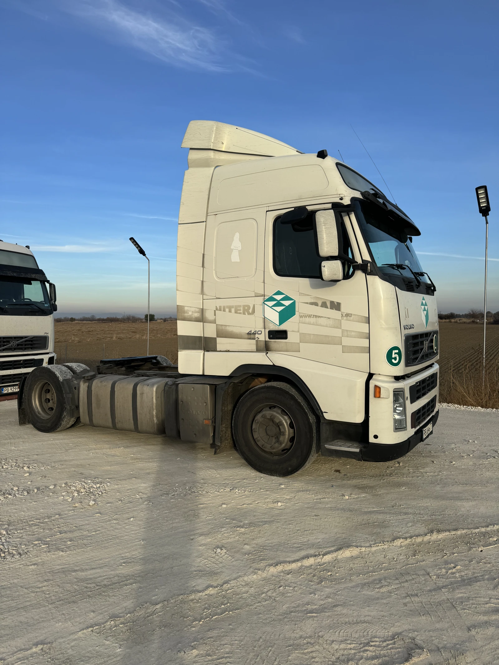 Volvo Fh, снимка 3 - Камиони - 53862426