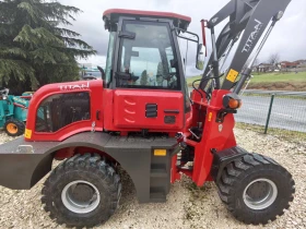 Телескопичен товарач Komatsu НОВИ 1600кг със вилици, снимка 2