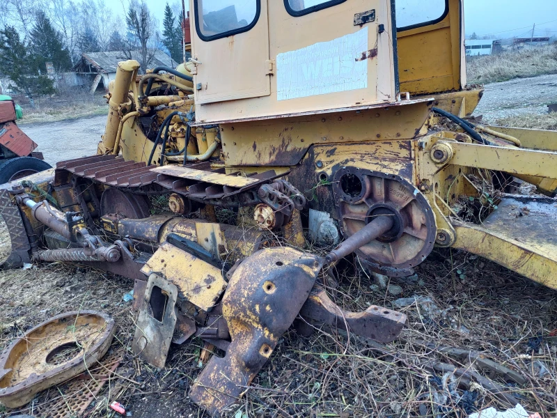 Булдозер Cat D6, снимка 4 - Индустриална техника - 53013983