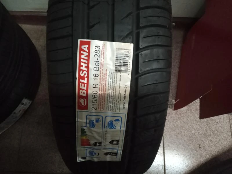 Гуми Летни 215/60R16, снимка 1 - Гуми и джанти - 45649694