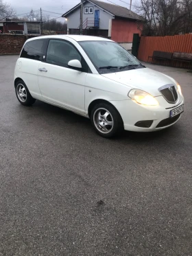 Lancia Ypsilon 1.4, снимка 4