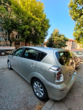 Обява за продажба на Toyota Verso 2.0 ~4 300 лв. - изображение 3