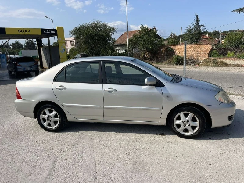 Toyota Corolla, снимка 1 - Автомобили и джипове - 46701576