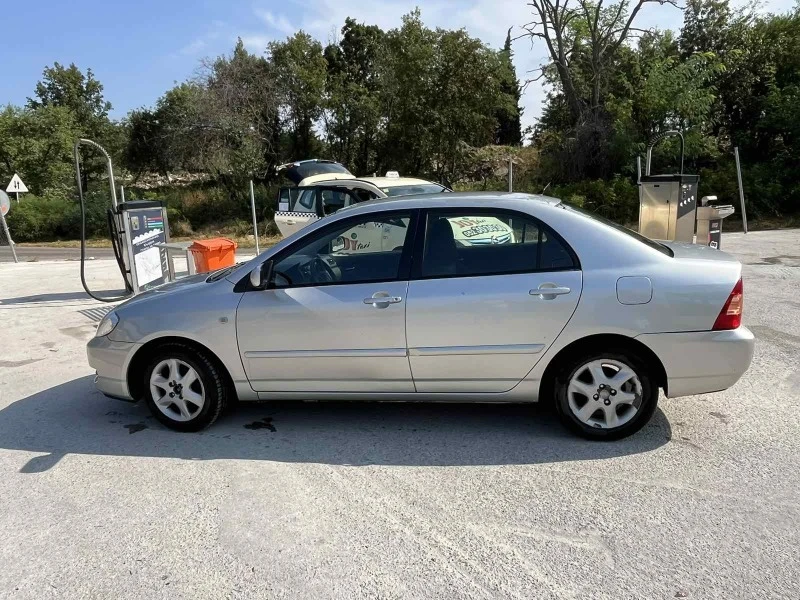 Toyota Corolla, снимка 5 - Автомобили и джипове - 46701576