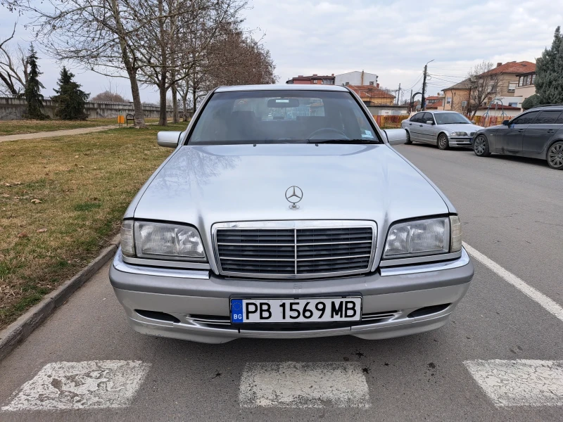 Mercedes-Benz C 220 CDI, снимка 3 - Автомобили и джипове - 48497118