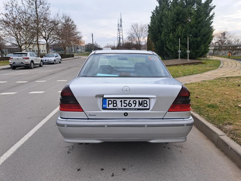 Mercedes-Benz C 220 CDI, снимка 7 - Автомобили и джипове - 48497118