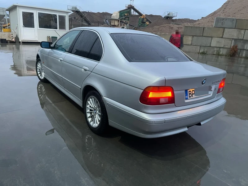 BMW 530 3.0D, снимка 5 - Автомобили и джипове - 48543936